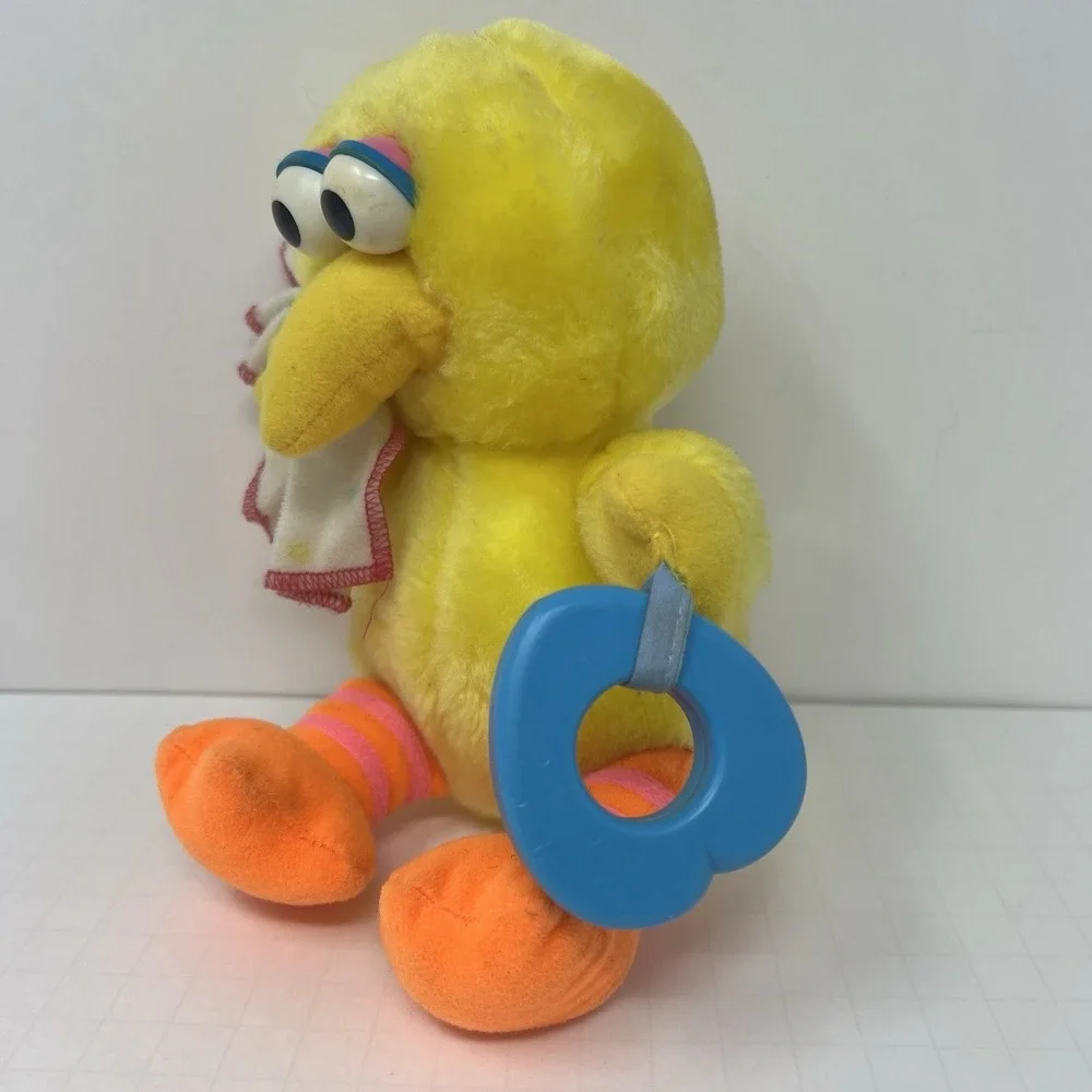 Playskool Sesame Street Big Bird Baby Sensory Rattle Plush Toy 1988 Vintage 8
